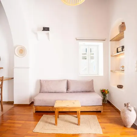 Eleanna's Cycladic * Mykonos Town