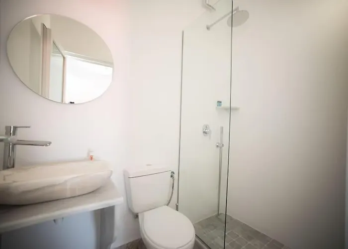 Eleanna's Cycladic Apartment *