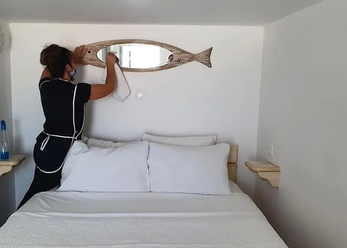 Eleanna's Cycladic Apartment *